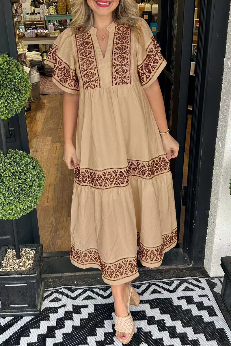 🔥Hot sale🔥- Geometric print patchwork V-neck A-line short-sleeved dress