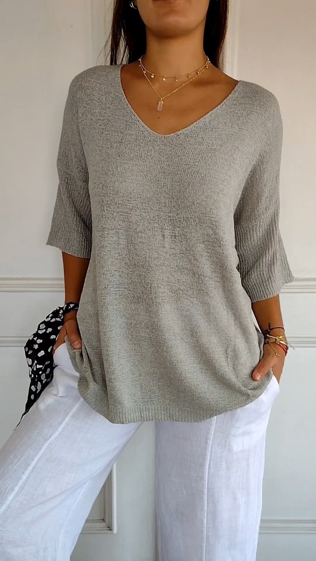 š„Hot saleš„- Spring Sale 49% OFF - Solid V-neck knitted top