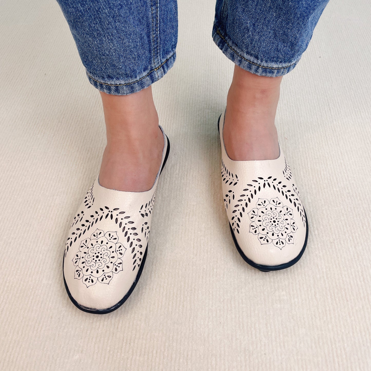 Needtoknit - Limited time offer🔥Casual and versatile hollow slippers