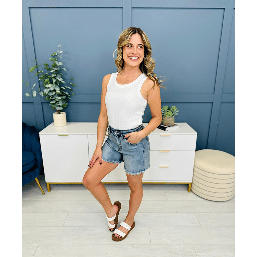 🔥Hot sale🔥- High Rise Frayed Hem Cut Off Dad Shorts