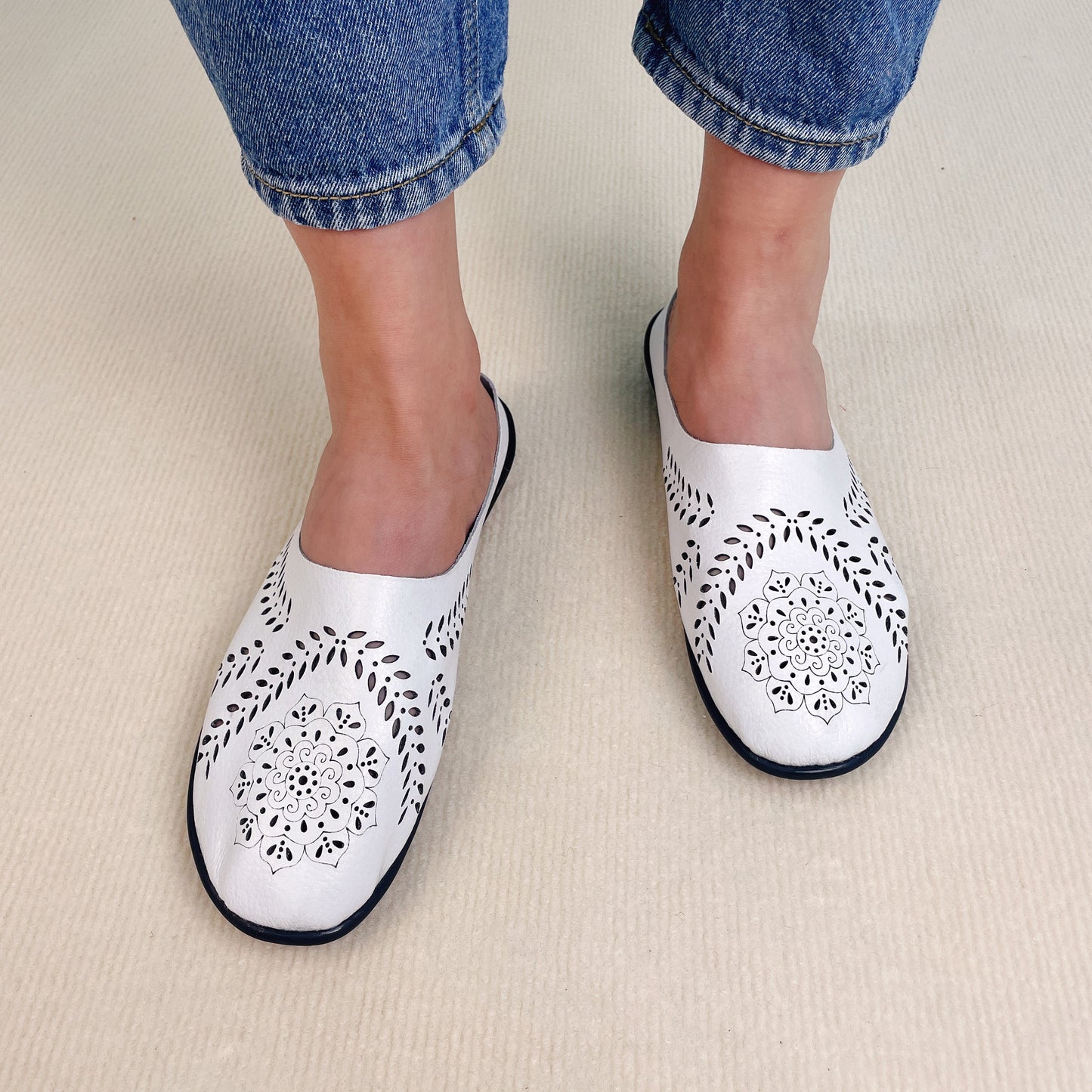 Needtoknit - Limited time offer🔥Casual and versatile hollow slippers
